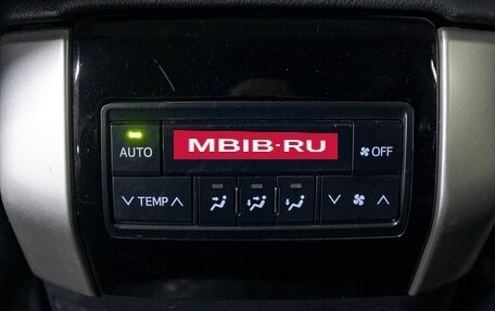 Toyota Land Cruiser Prado 150 рестайлинг 2, 2017 год, 5 250 000 рублей, 18 фотография