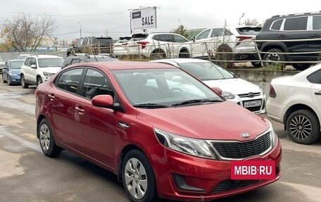 KIA Rio III рестайлинг, 2013 год, 924 000 рублей, 2 фотография
