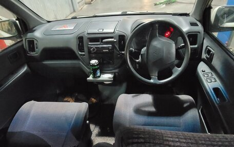 Mitsubishi Dion I рестайлинг, 2000 год, 250 000 рублей, 2 фотография