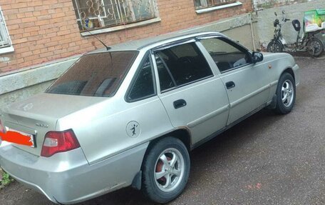 Daewoo Nexia I рестайлинг, 2009 год, 180 000 рублей, 2 фотография