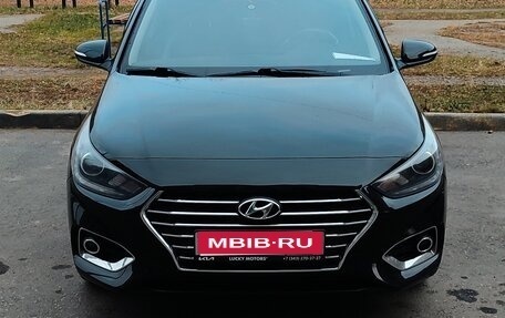 Hyundai Solaris II рестайлинг, 2017 год, 1 185 000 рублей, 1 фотография