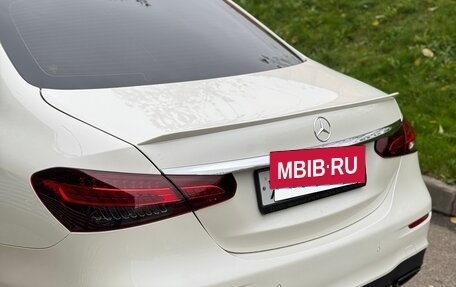 Mercedes-Benz E-Класс, 2022 год, 5 449 000 рублей, 15 фотография