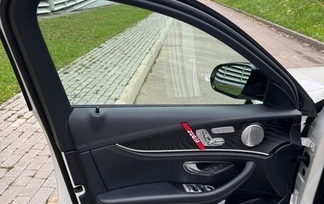 Mercedes-Benz E-Класс, 2022 год, 5 449 000 рублей, 12 фотография