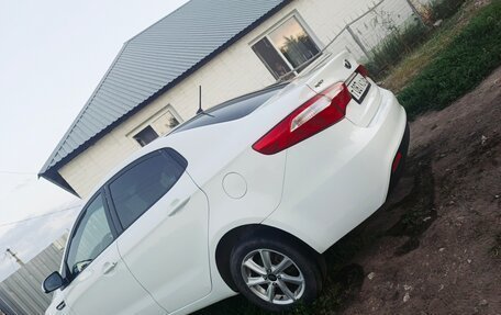 KIA Rio III рестайлинг, 2014 год, 790 000 рублей, 9 фотография