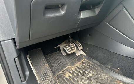 Volkswagen Tiguan II, 2018 год, 2 725 000 рублей, 10 фотография