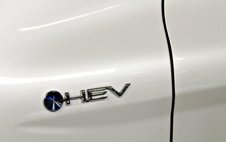 Toyota Camry, 2025 год, 4 940 000 рублей, 10 фотография