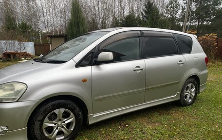 Toyota Ipsum II, 2001 год, 600 000 рублей, 1 фотография