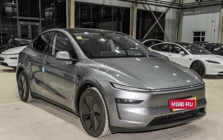 Tesla Model Y I, 2025 год, 5 814 000 рублей, 3 фотография