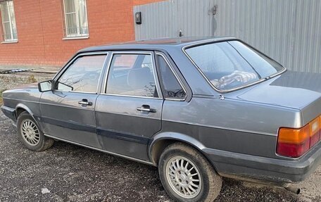 Audi 80, 1985 год, 330 000 рублей, 2 фотография
