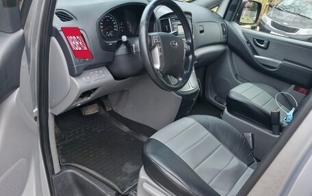 Hyundai H-1 II рестайлинг, 2017 год, 1 650 000 рублей, 5 фотография