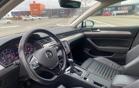 Volkswagen Passat B8 рестайлинг, 2017 год, 2 000 000 рублей, 8 фотография