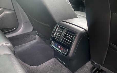 Volkswagen Passat B8 рестайлинг, 2017 год, 2 000 000 рублей, 11 фотография