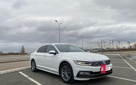 Volkswagen Passat B8 рестайлинг, 2017 год, 2 000 000 рублей, 2 фотография
