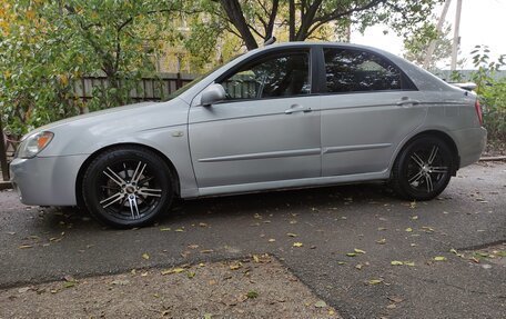 KIA Cerato I, 2005 год, 555 000 рублей, 19 фотография