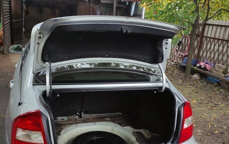 KIA Cerato I, 2005 год, 555 000 рублей, 26 фотография