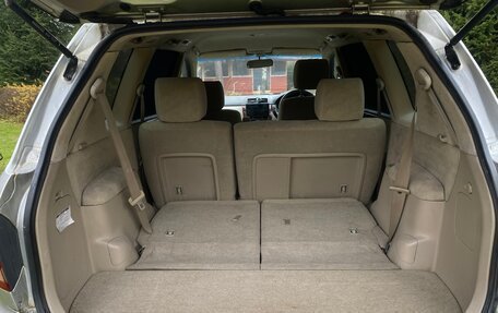 Toyota Ipsum II, 2001 год, 600 000 рублей, 9 фотография