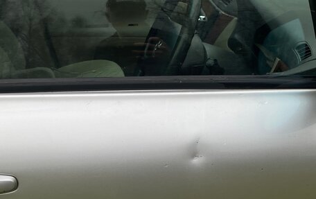 Toyota Ipsum II, 2001 год, 600 000 рублей, 7 фотография