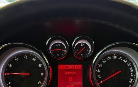 Opel Astra J, 2014 год, 785 000 рублей, 10 фотография