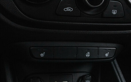 Hyundai Solaris II рестайлинг, 2017 год, 1 299 000 рублей, 19 фотография