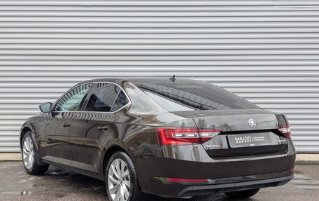 Skoda Superb III рестайлинг, 2017 год, 1 730 000 рублей, 7 фотография