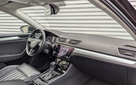 Skoda Superb III рестайлинг, 2017 год, 1 730 000 рублей, 11 фотография