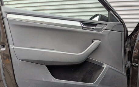 Skoda Superb III рестайлинг, 2017 год, 1 730 000 рублей, 19 фотография