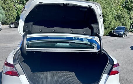 Toyota Camry, 2018 год, 2 500 000 рублей, 7 фотография