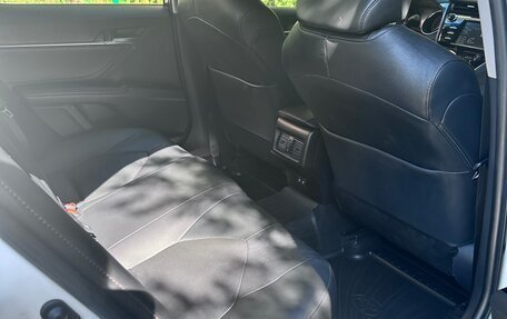 Toyota Camry, 2018 год, 2 500 000 рублей, 12 фотография