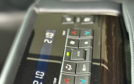 Lexus LX III, 2019 год, 8 200 000 рублей, 33 фотография