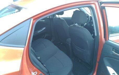 Hyundai Solaris II рестайлинг, 2015 год, 1 200 000 рублей, 6 фотография