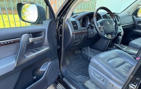 Toyota Land Cruiser 200, 2008 год, 2 250 000 рублей, 12 фотография