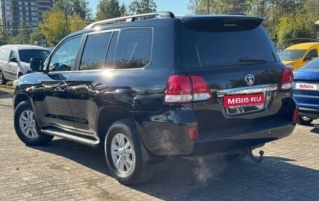 Toyota Land Cruiser 200, 2008 год, 2 250 000 рублей, 6 фотография