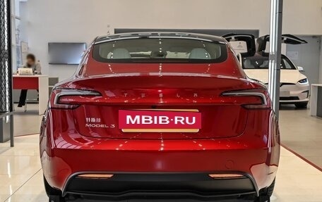 Tesla Model 3 I, 2025 год, 6 129 000 рублей, 5 фотография