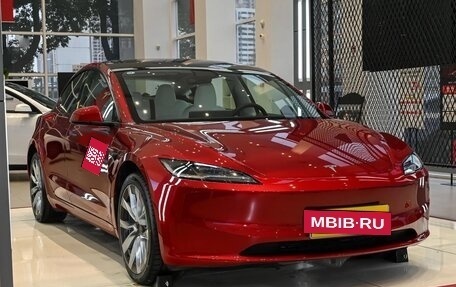Tesla Model 3 I, 2025 год, 6 129 000 рублей, 3 фотография
