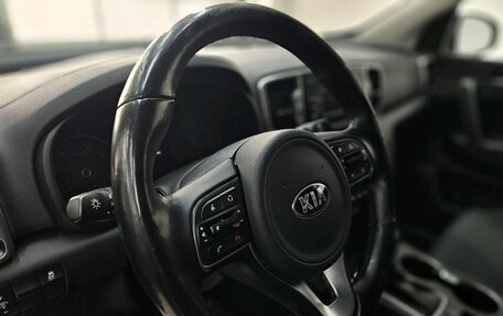 KIA Sportage IV рестайлинг, 2018 год, 2 150 000 рублей, 5 фотография