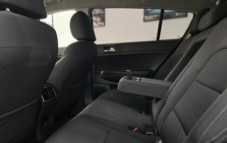 KIA Sportage IV рестайлинг, 2018 год, 2 150 000 рублей, 13 фотография