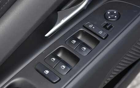 Hyundai Elantra, 2025 год, 1 650 000 рублей, 5 фотография