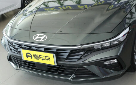 Hyundai Elantra, 2025 год, 1 650 000 рублей, 9 фотография