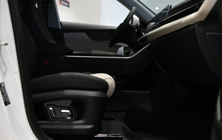 Chery Tiggo 4 I рестайлинг, 2025 год, 2 240 000 рублей, 10 фотография