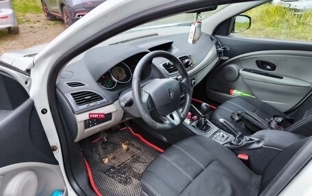 Renault Megane III, 2010 год, 655 000 рублей, 3 фотография