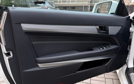 Mercedes-Benz E-Класс, 2015 год, 2 400 000 рублей, 18 фотография