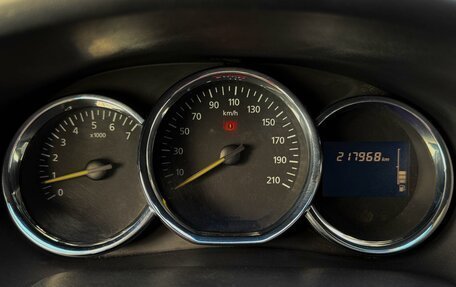 Renault Logan II, 2014 год, 570 000 рублей, 14 фотография