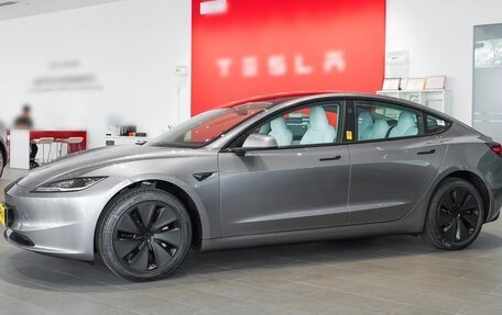 Tesla Model 3 I, 2025 год, 6 129 000 рублей, 4 фотография