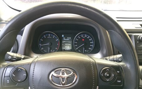 Toyota RAV4, 2016 год, 2 400 000 рублей, 11 фотография