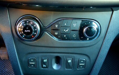 Renault Sandero II рестайлинг, 2016 год, 849 000 рублей, 13 фотография