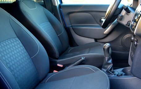 Renault Sandero II рестайлинг, 2016 год, 849 000 рублей, 16 фотография