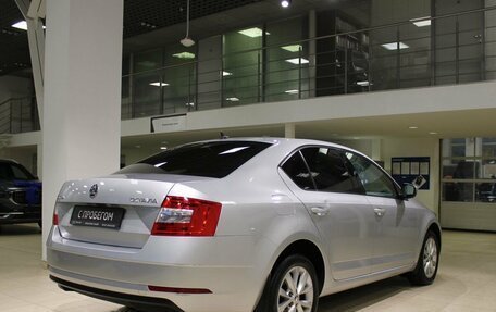 Skoda Octavia, 2018 год, 1 390 000 рублей, 5 фотография