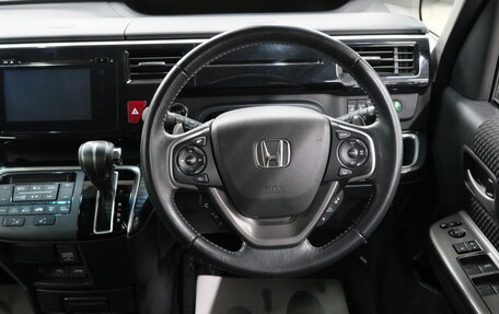 Honda Stepwgn IV, 2015 год, 2 099 000 рублей, 13 фотография