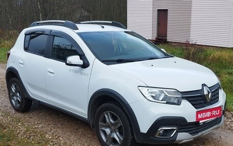 Renault Sandero II рестайлинг, 2020 год, 1 400 000 рублей, 2 фотография