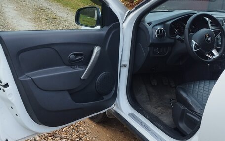 Renault Sandero II рестайлинг, 2020 год, 1 400 000 рублей, 8 фотография